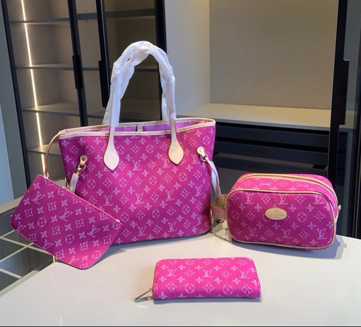 LV Purse Set