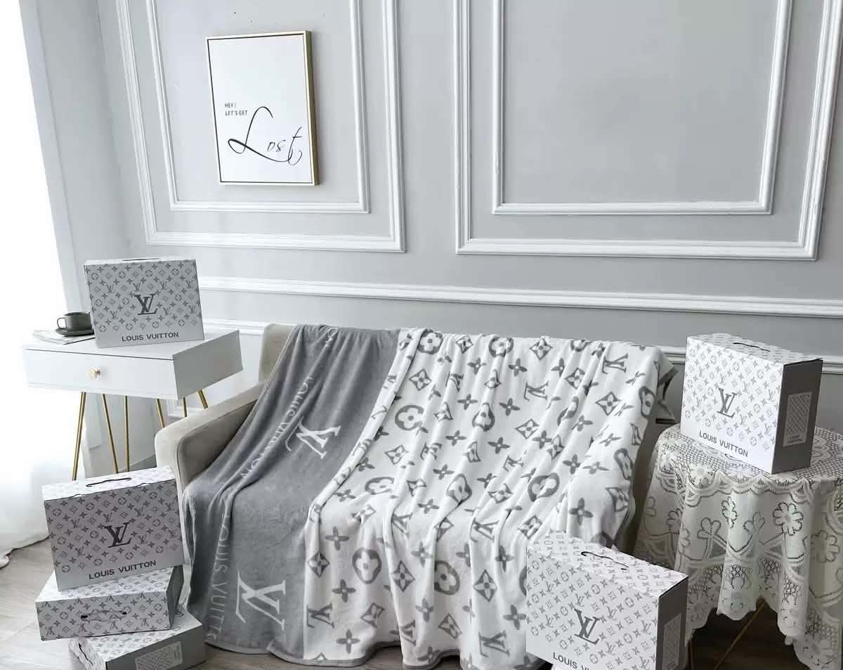 LV Blanket