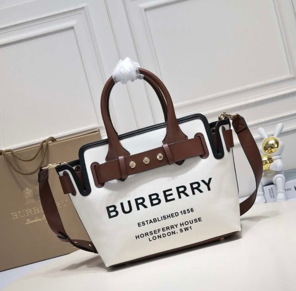 Burberry Purse