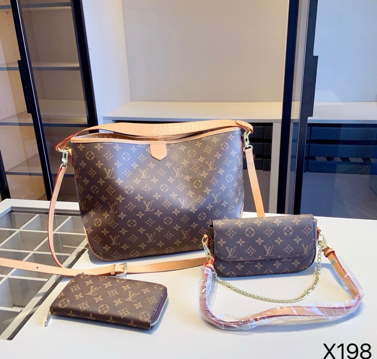 LV Purse Set