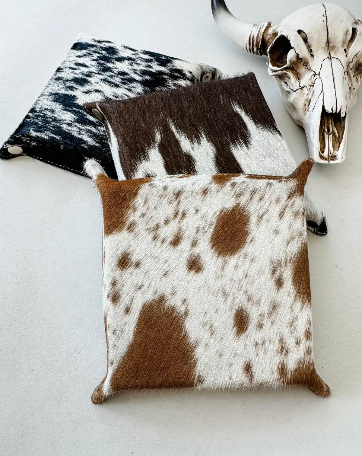 cowhide-leather-tray-jewelry-storage-keys