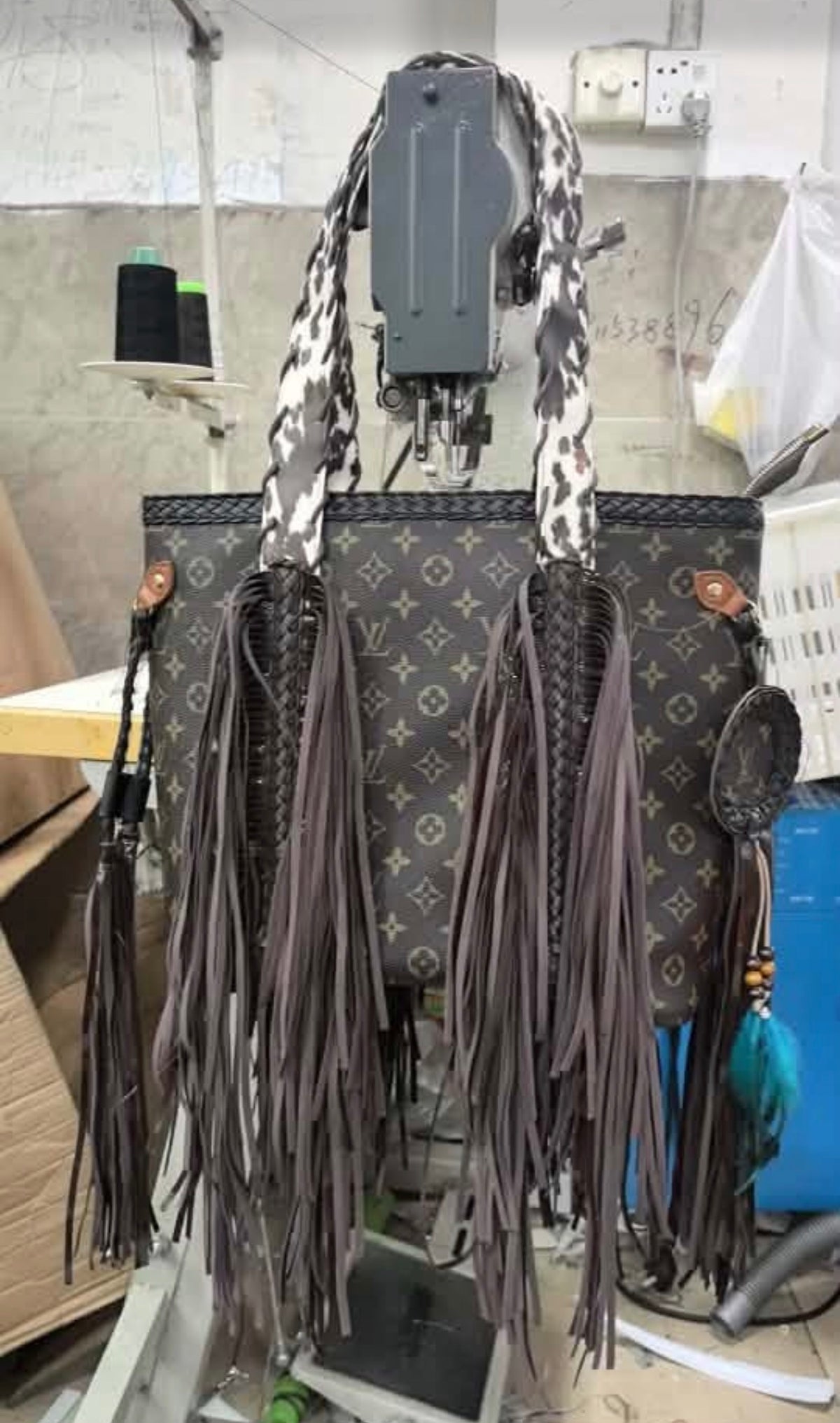 lv-fringe-purse-1