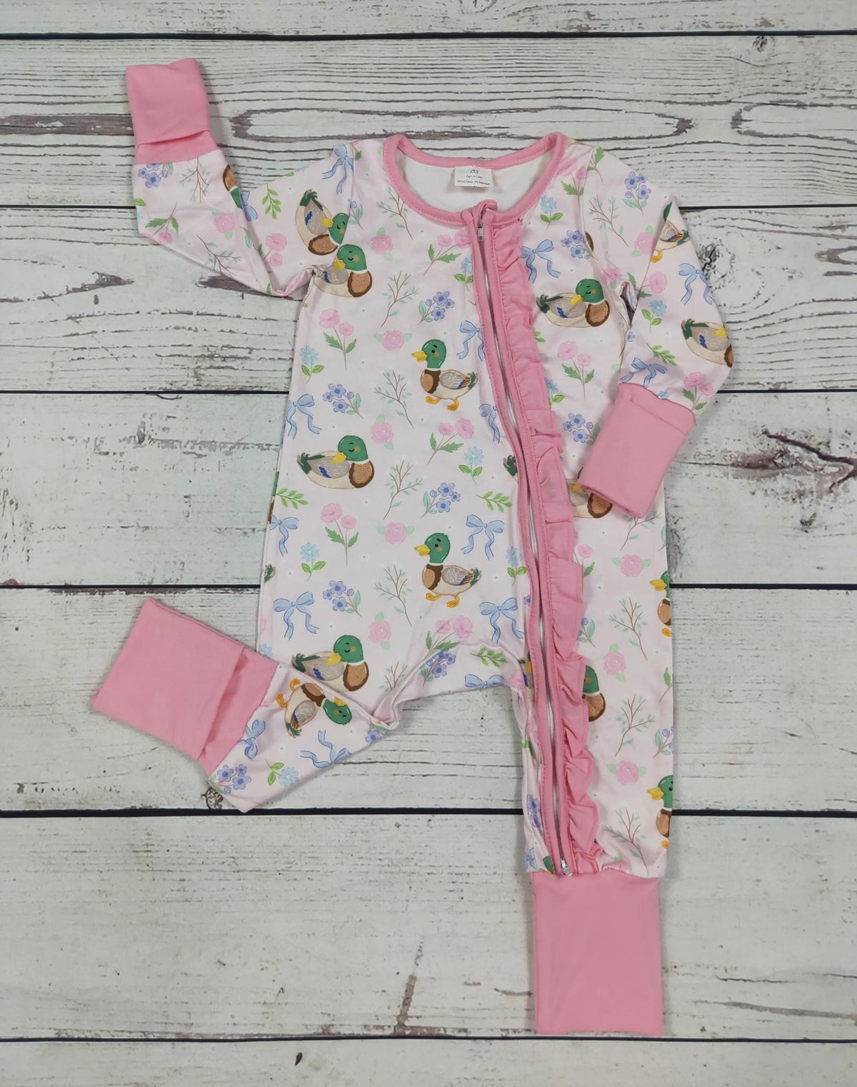 baby-girls-duck-bow-printed-zipper-sleeper