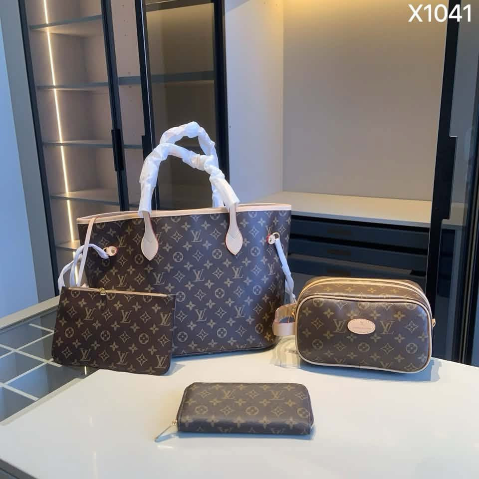LV Purse Set