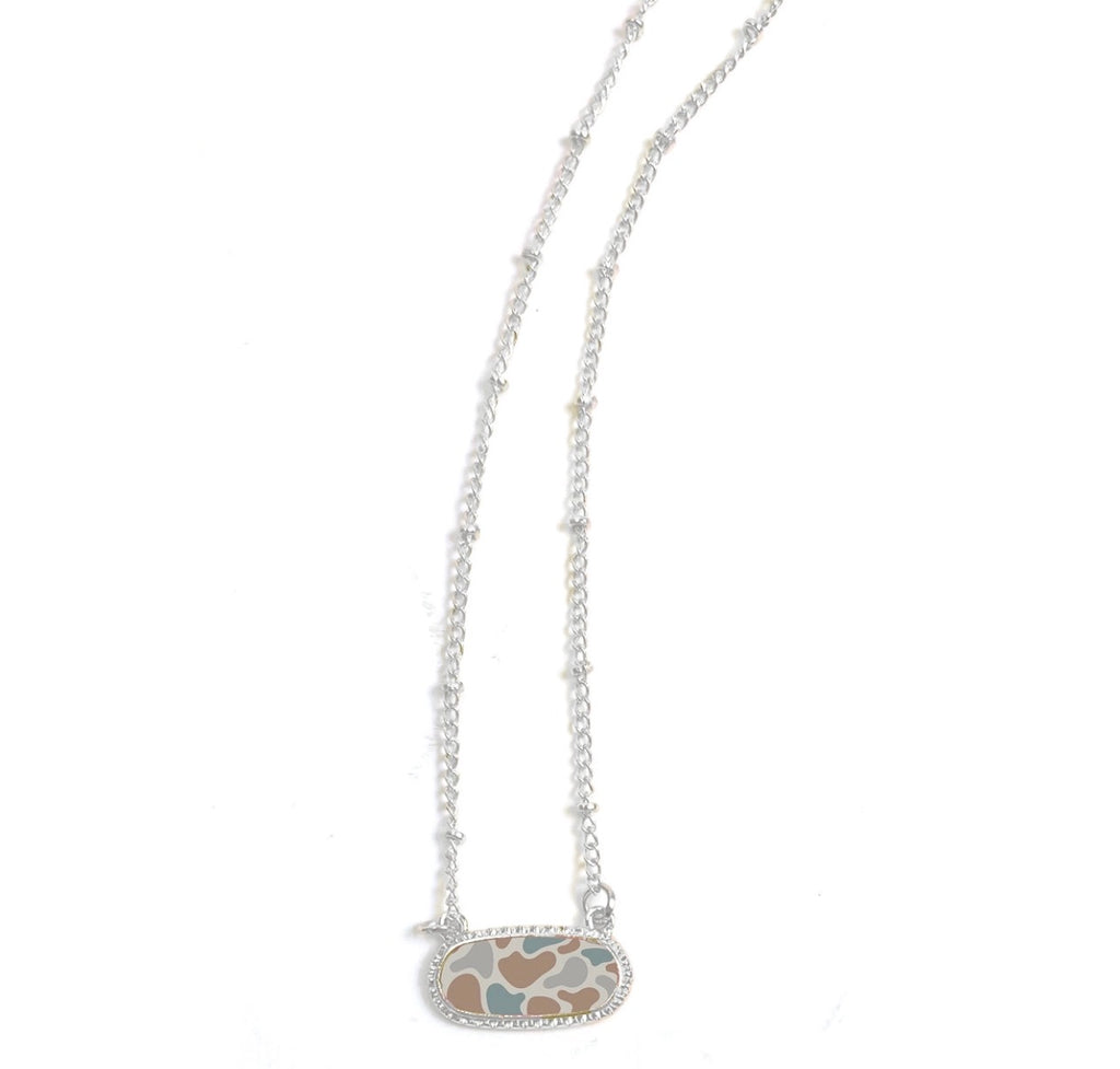 silver-pendent-necklaces