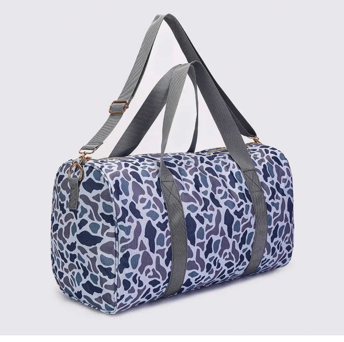 camo-weekender-duffle-bag-1
