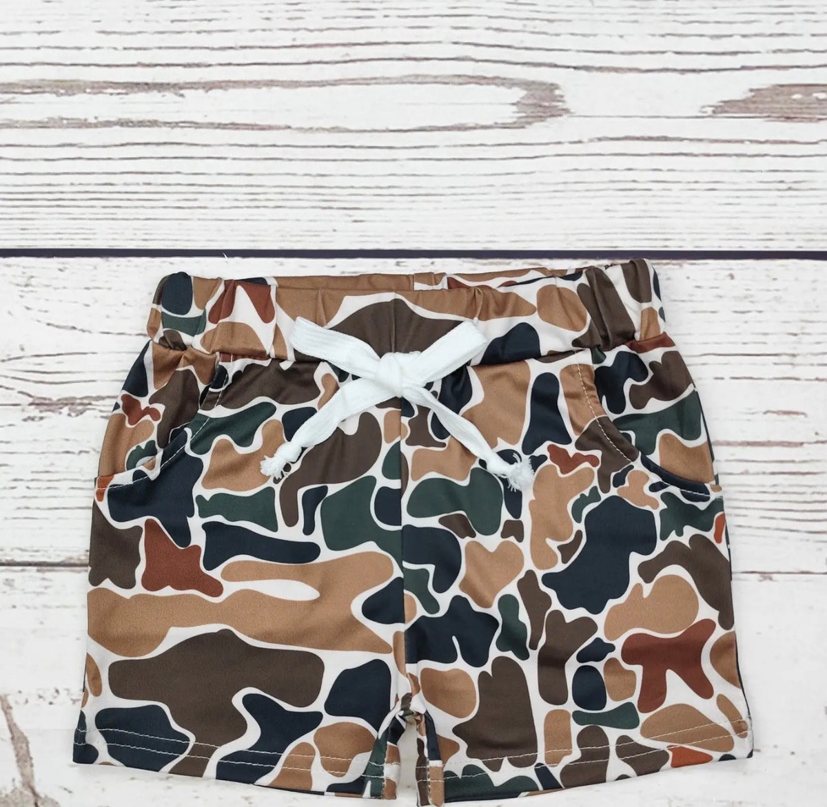 boys-camo-short
