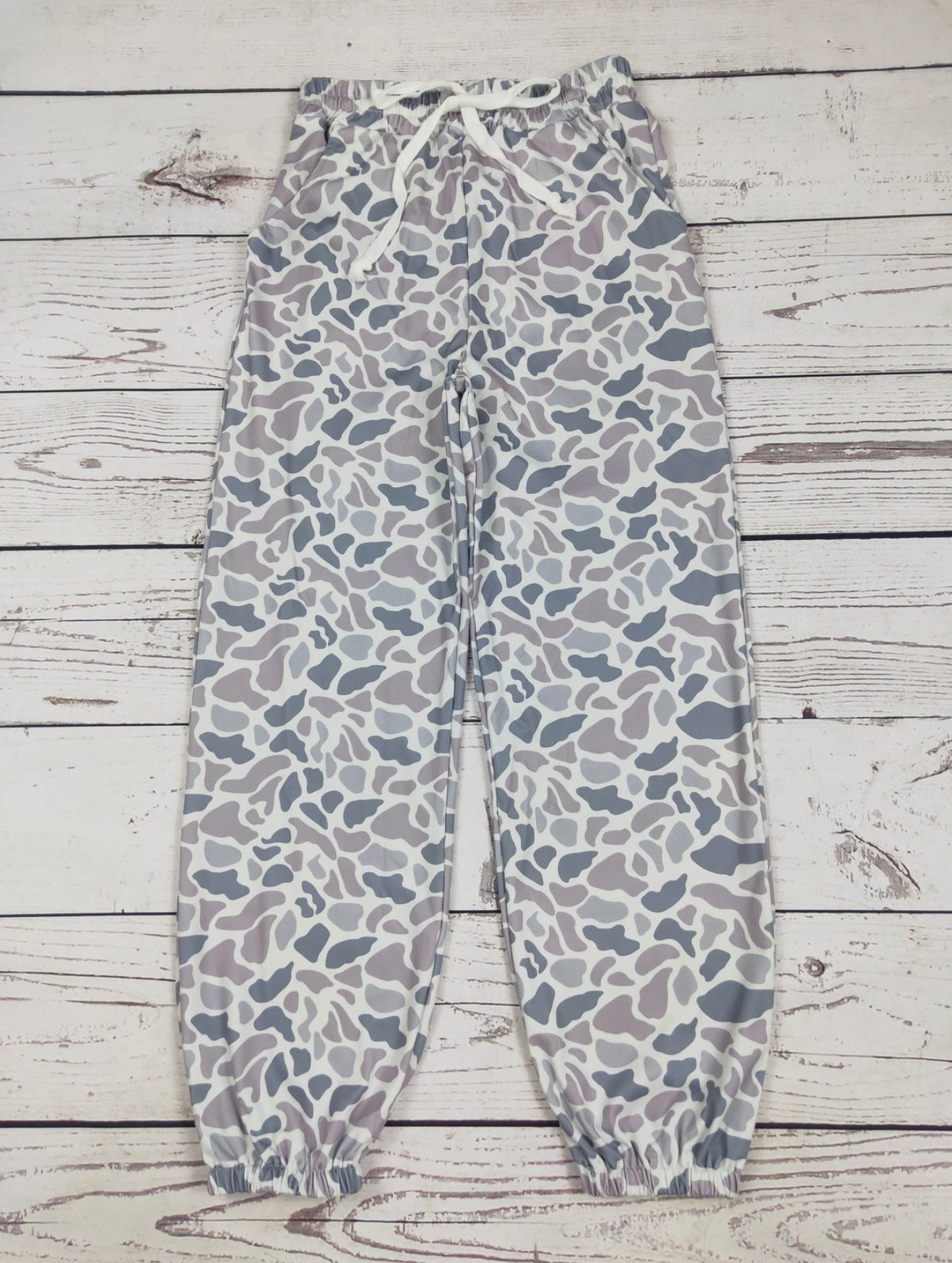 camo-joggers-with-pockets