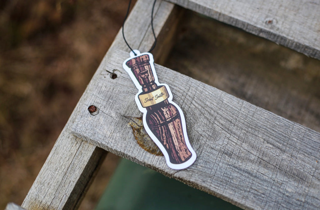 hanging-air-freshener-black-ice