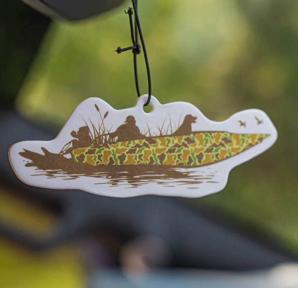 hanging-air-freshener-black-ice