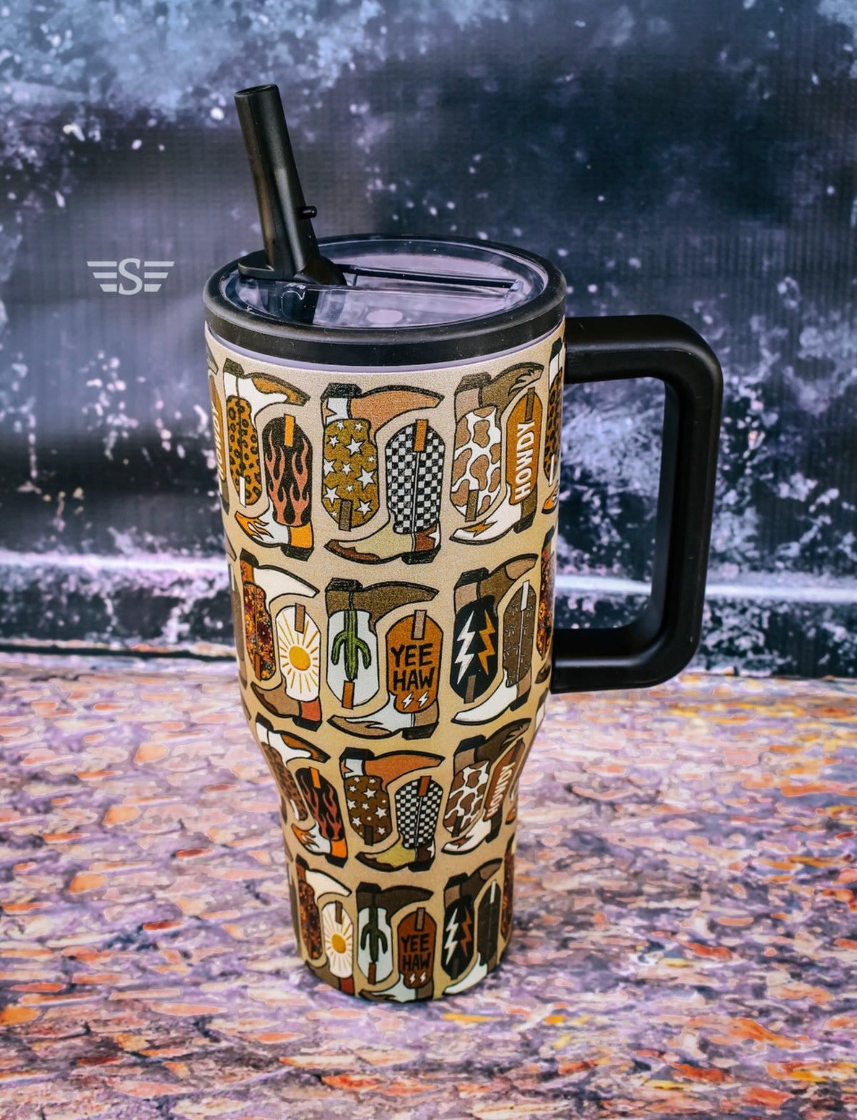 32oz-neutral-boot-scootin-flip-top-tumbler
