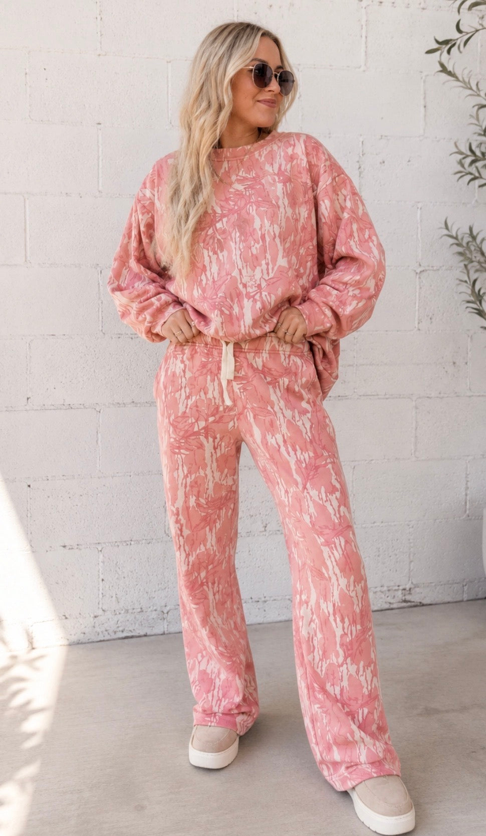camo-loose-pullover-set-1